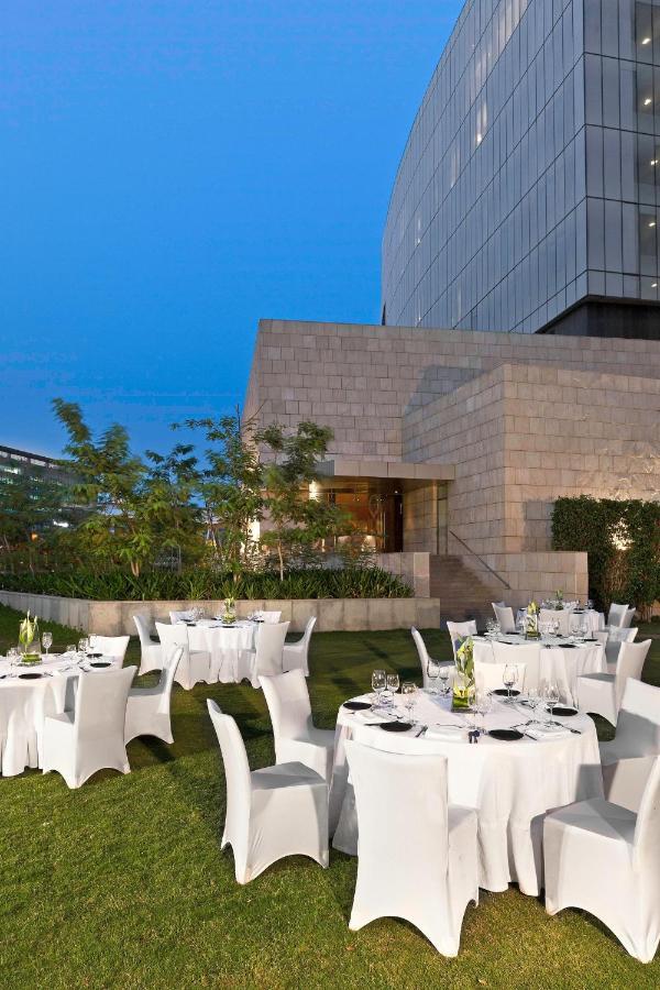 Hotel The Westin Gurgaon, New Delhi Exterior foto